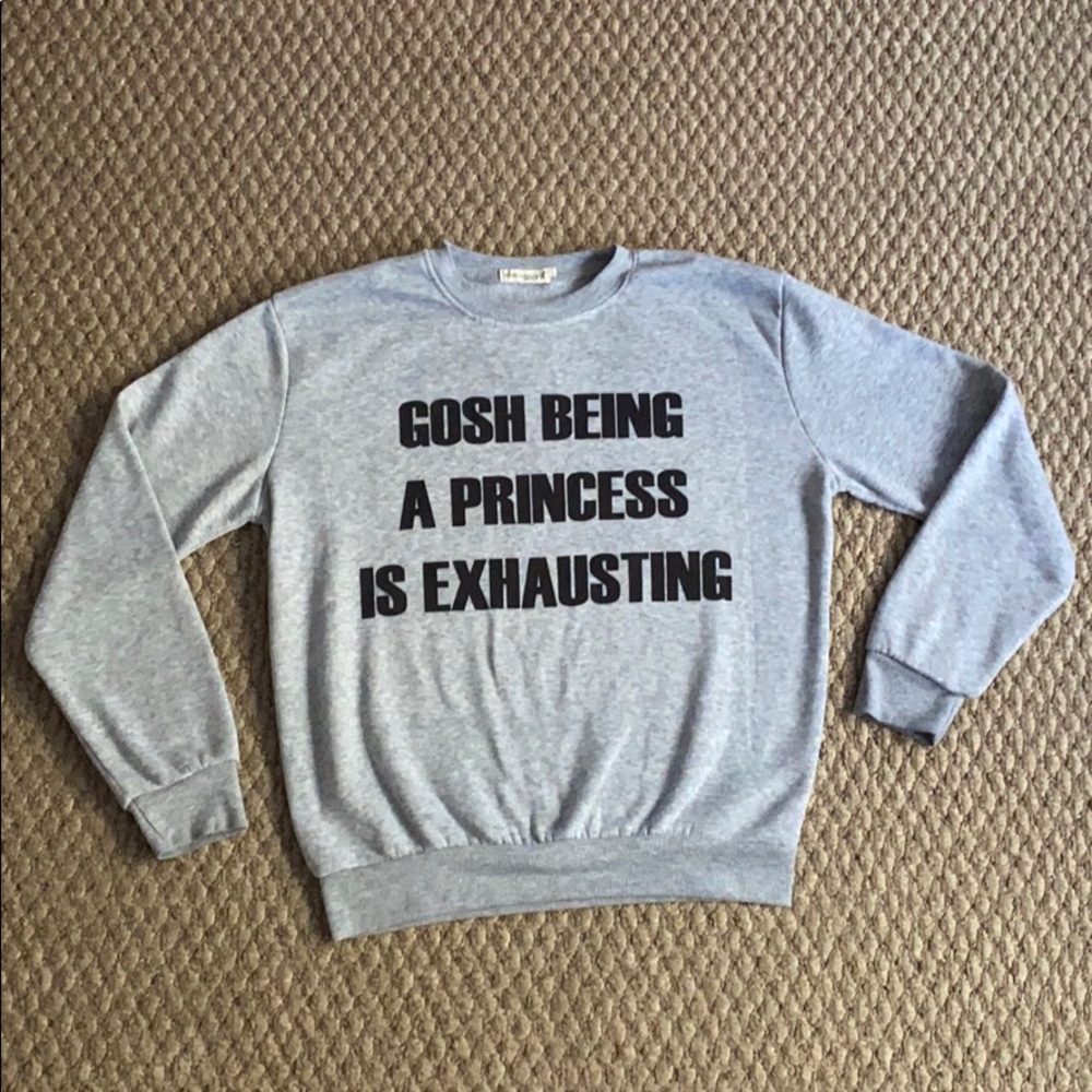 grey crewneck